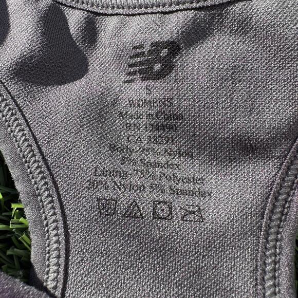 New Balance Sports Bra Womens Small Racerback Seamless Mesh Athletic Gym Workout - Picture 9 of 9